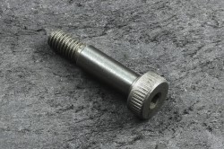 Ø6x16mm Hardened Steel Shaft Screw - Thumbnail